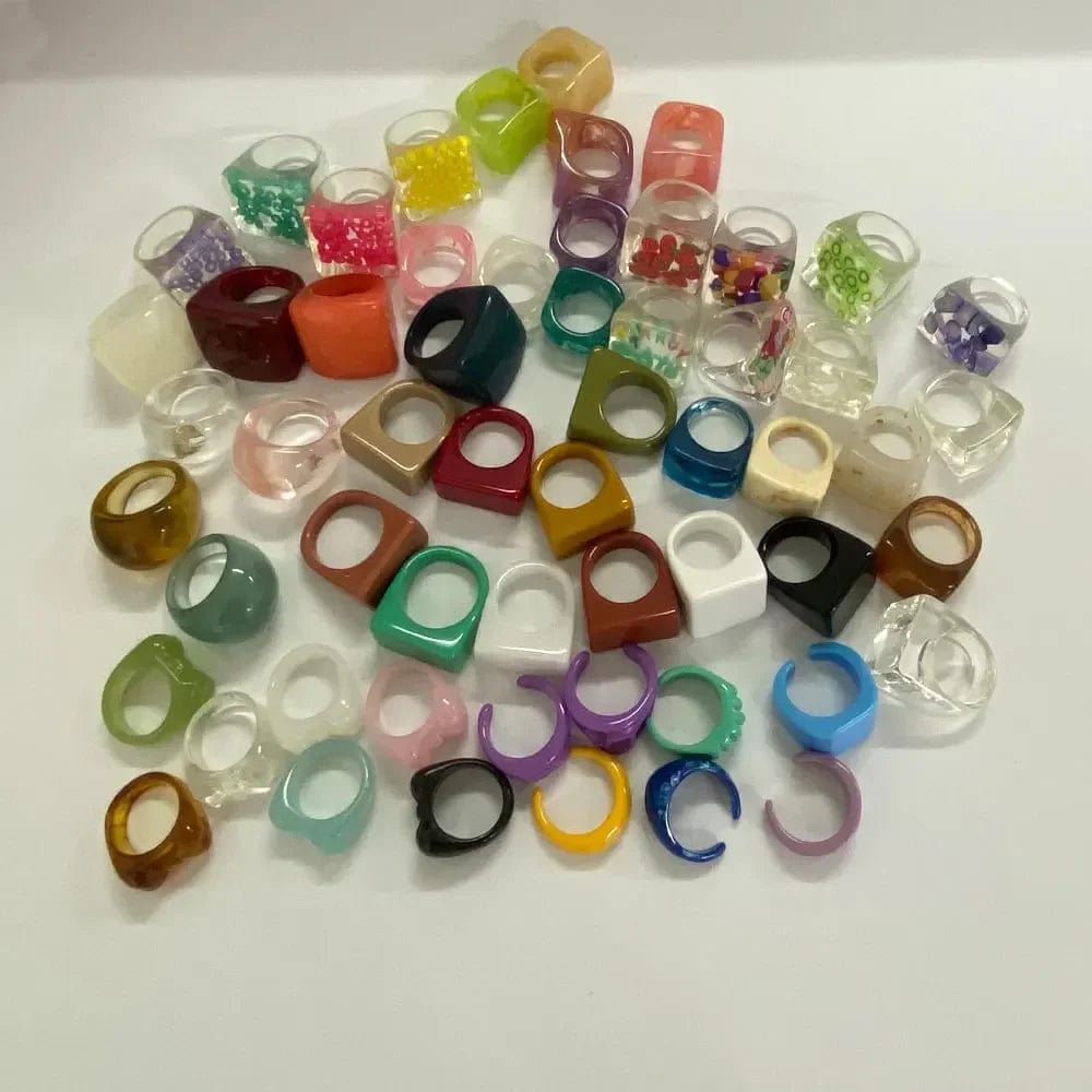 Eleganza Italiana 2021 New Transparent Resin Acrylic Colourful Geometric Square Round Rings Set for Women Fashion Jewelry Y2K Ring 90s Party Gift Streetwear high fashion shein amazon temu target Walmart online