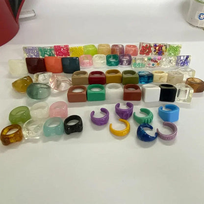 Eleganza Italiana 2021 New Transparent Resin Acrylic Colourful Geometric Square Round Rings Set for Women Fashion Jewelry Y2K Ring 90s Party Gift Streetwear high fashion shein amazon temu target Walmart online