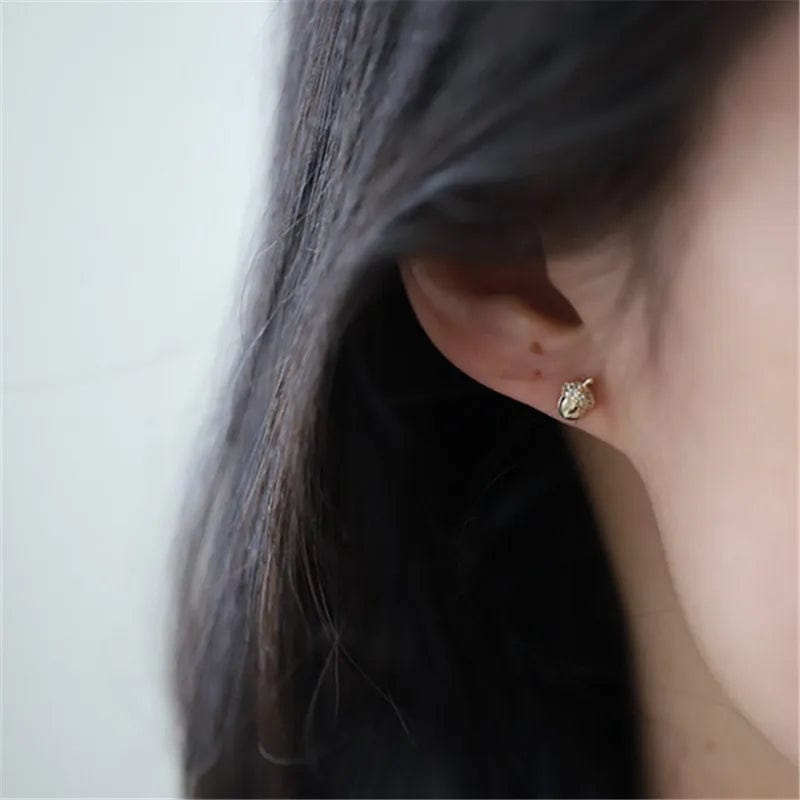 Eleganza Italiana Cute Oak Pine Fruit Earrings for Women 925 Sterling Silver Plated 14K Fold Micro-inlaid Zircon Exquisite Ear Jewelry Gift Streetwear high fashion shein amazon temu target Walmart online