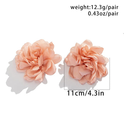 Eleganza Italiana Ingemark Exaggerated Large Fluffy Fabric Flower Stud Earrings for Women Elegant Petal Earring Trendy Y2K Jewelry Wed Accessories Streetwear high fashion shein amazon temu target Walmart online