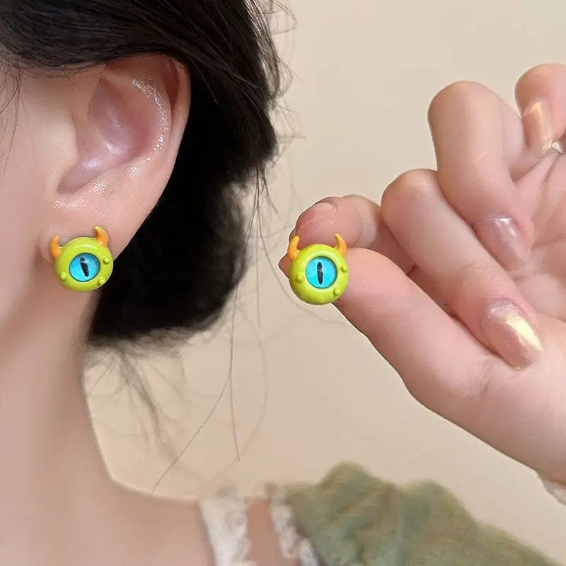 Eleganza Italiana Kiss Jewelry Cute Cartoon Monster Eyes Star Earrings Set for Women Goth Y2K Accessories Asymmetric Blue Opal Stud Earring Gift Streetwear high fashion shein amazon temu target Walmart online