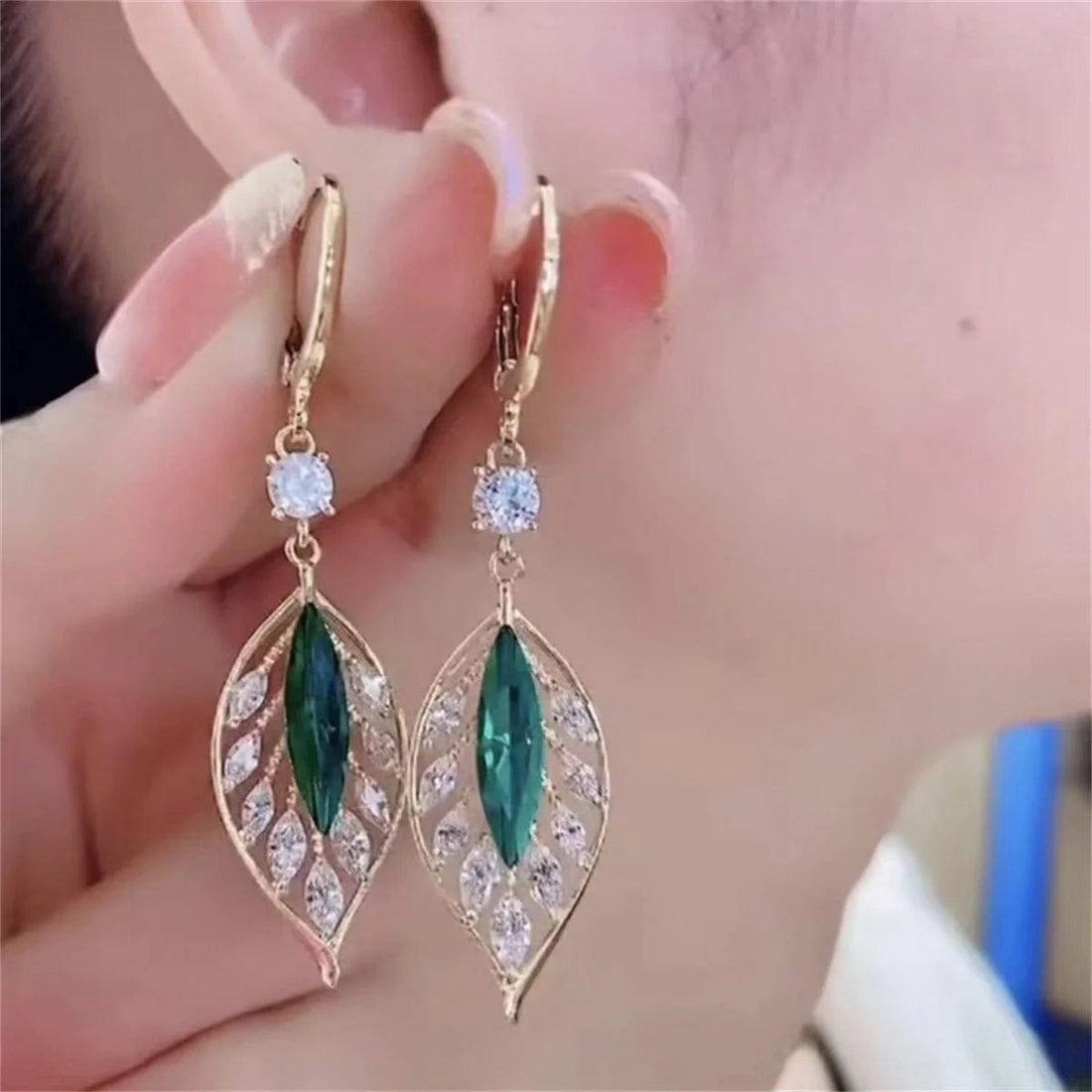 Eleganza Italiana New Fashion Crystal Leaf Tassel Drop Earrings For Women Exquisite Micro Inlaid Cubic Zircon Leaves Earring Wedding Jewelry Gifts Streetwear high fashion shein amazon temu target Walmart online