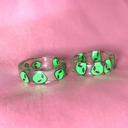 Eleganza Italiana New INS Resin Green Alien ET Rings for Women Y2K Jewelry Punk Fashion Goth Rings Egirl Style Friends Gifts 2000s Aesthetic New Streetwear high fashion shein amazon temu target Walmart online