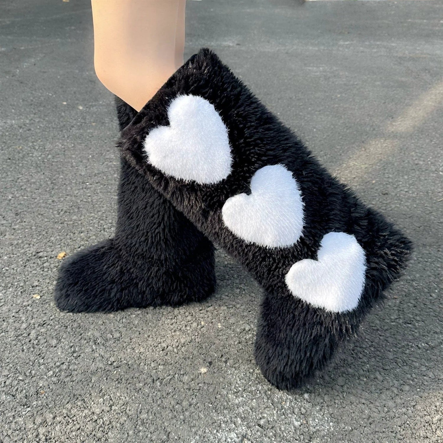 Eleganza Italiana New Y2K Boots Women Winter Furry Fluffy Snow Boots Mongolian Fur Platform Snow Boots Long Boots Faux Fur Snow Boot Girls Shoes Streetwear high fashion shein amazon temu target Walmart online