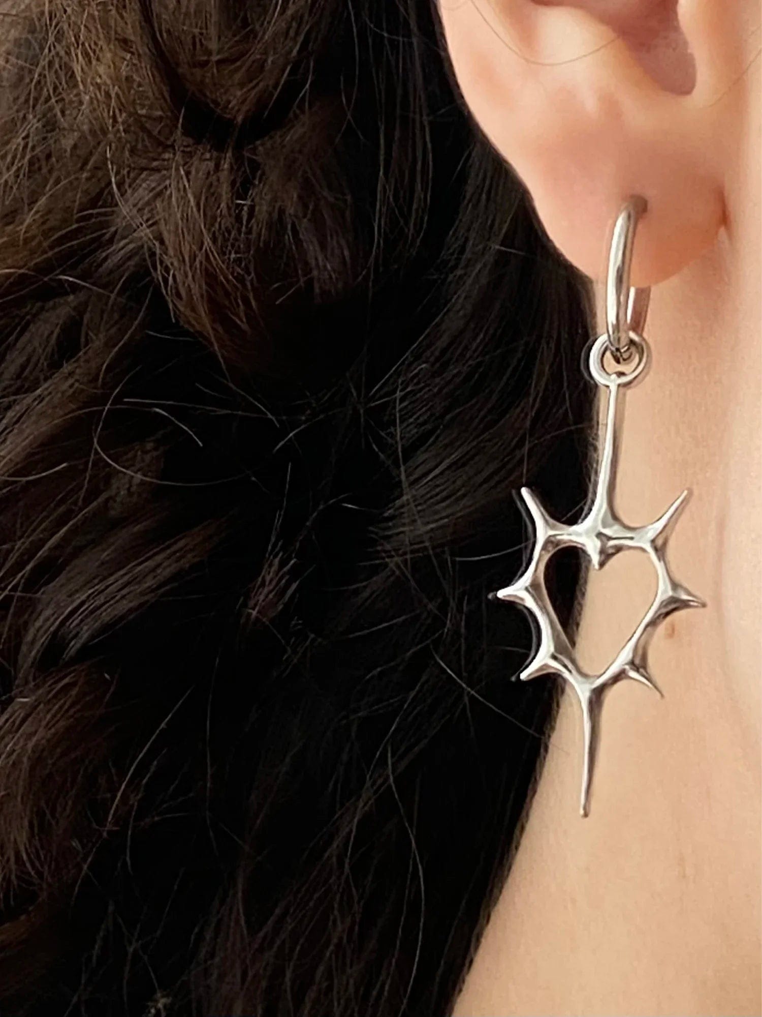 Eleganza Italiana Punk Stainless Steel Spiral Vortex Star Earrings Cool Charms Black 8 Hoop Earrings Women Men Goth Y2K Accessories Grunge Jewelry Streetwear high fashion shein amazon temu target Walmart online