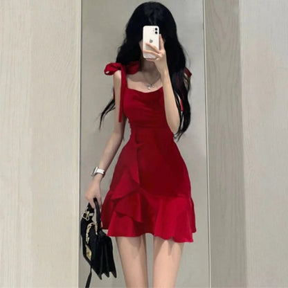 Eleganza Italiana Red Camisole Dress for Women in Spring and Summer New Design Sense Temperament Waist Reduction Slimming Short Skirt Streetwear high fashion shein amazon temu target Walmart online