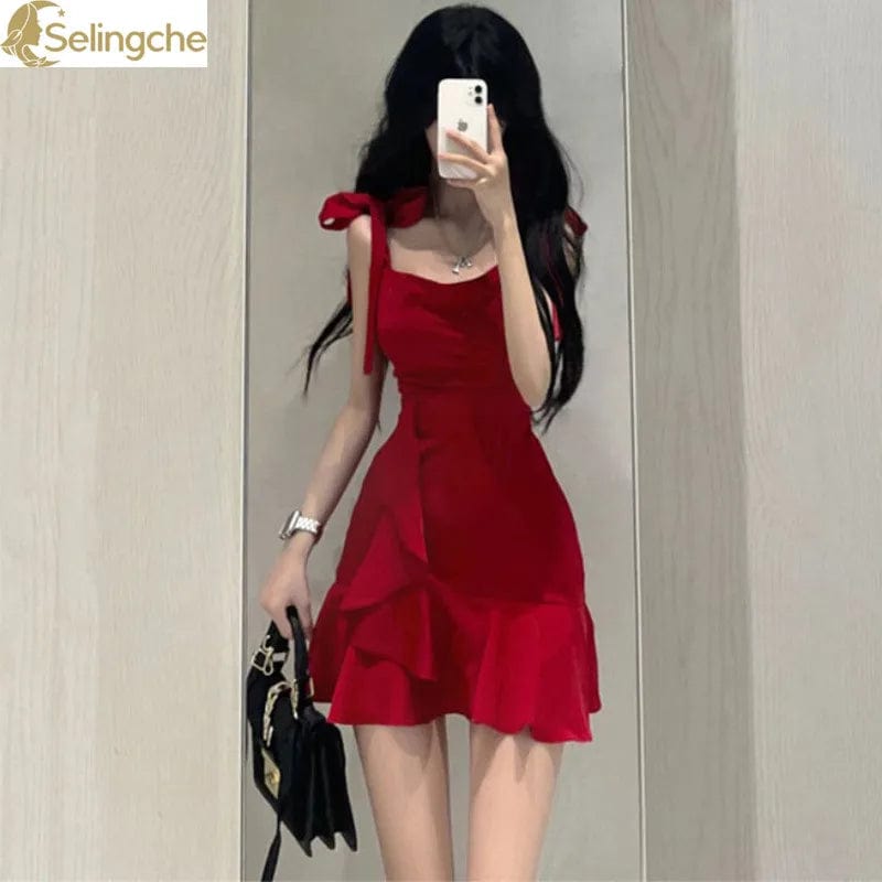 Eleganza Italiana Red Camisole Dress for Women in Spring and Summer New Design Sense Temperament Waist Reduction Slimming Short Skirt Streetwear high fashion shein amazon temu target Walmart online