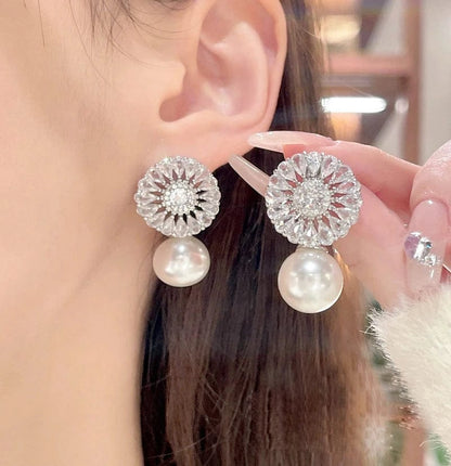 Eleganza Italiana ZAKOL Bohemian White Pearl Drop Earrings for Women Fashion Cubic Zircon Leaf Dangle Earring Korea Bridal Wedding Jewelry Gift Streetwear high fashion shein amazon temu target Walmart online